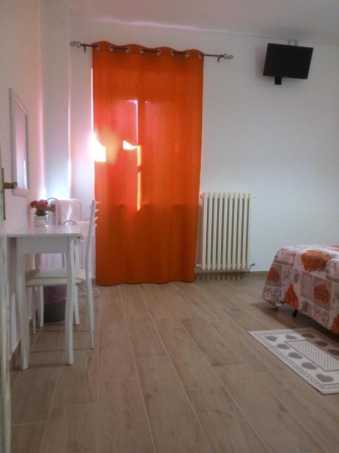 B&B Marcello & Francesca Урбино Екстериор снимка