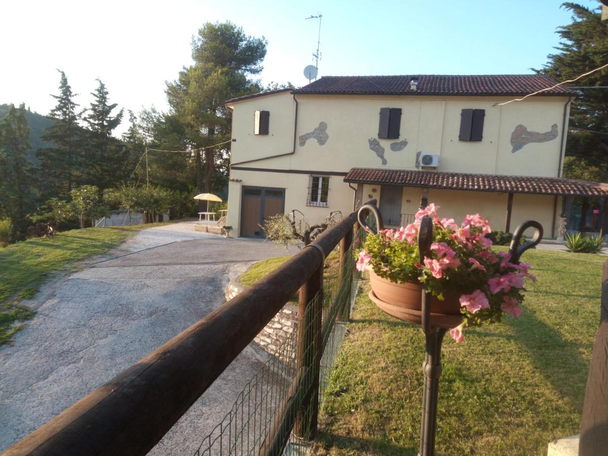 B&B Marcello & Francesca Урбино Екстериор снимка